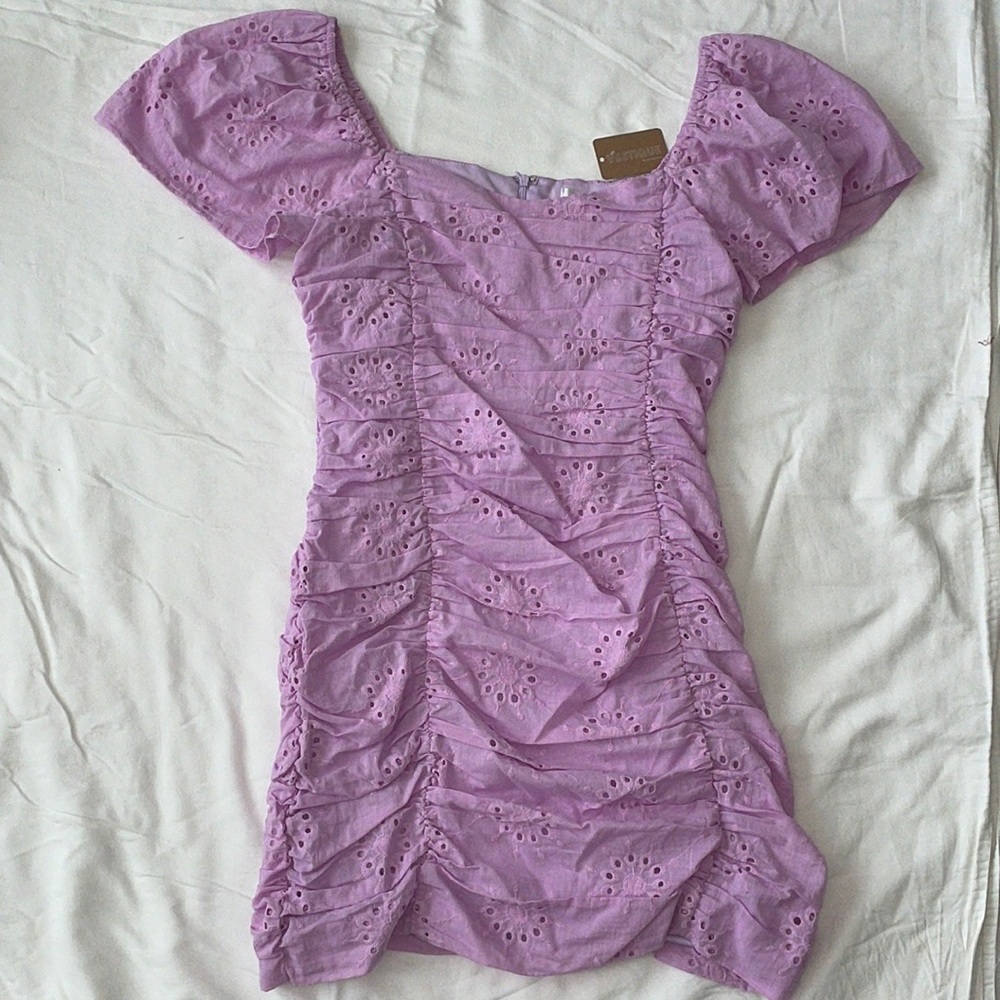 Vestique Dress